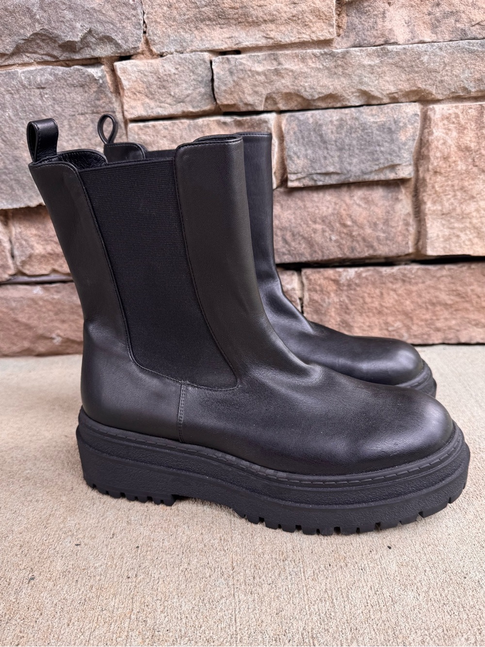 Good American Black Chelsea Lug Sole Leather Combat Boots